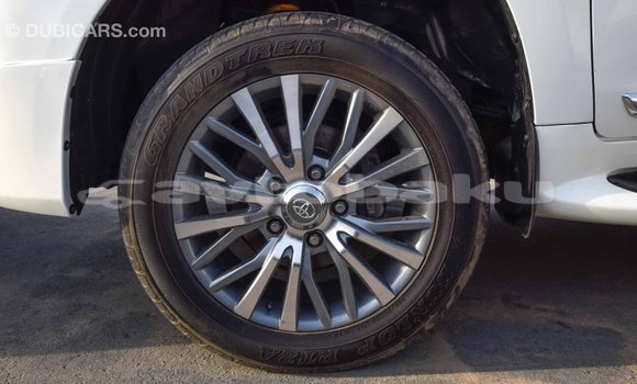 Buy Import Toyota Land Cruiser White Car in Import - Dubai in Abseron Buy Import Toyota Land Cruiser White Car in Import - Dubai in Abseron