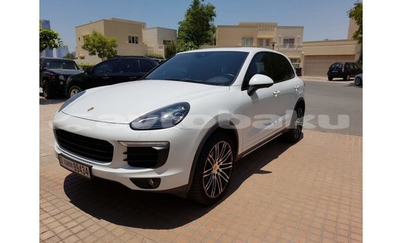 Buy Import Porsche Cayenne White Car in Import - Dubai in Abseron