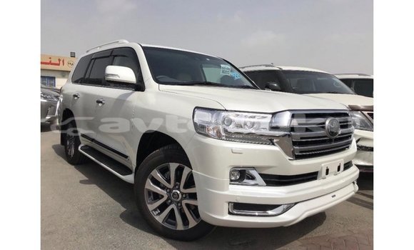 Buy Import Toyota Land Cruiser White Car in Import - Dubai in Abseron Buy Import Toyota Land Cruiser White Car in Import - Dubai in Abseron