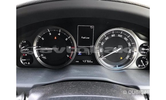 Buy Import Toyota Land Cruiser White Car in Import - Dubai in Abseron Buy Import Toyota Land Cruiser White Car in Import - Dubai in Abseron