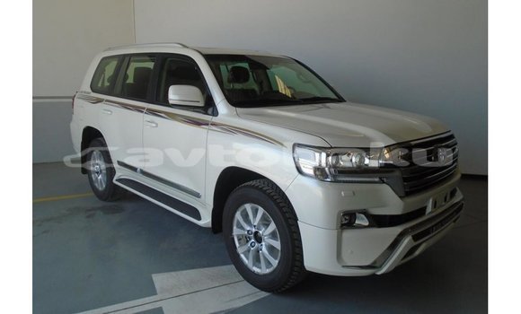 Buy Import Toyota Land Cruiser White Car in Import - Dubai in Abseron Buy Import Toyota Land Cruiser White Car in Import - Dubai in Abseron