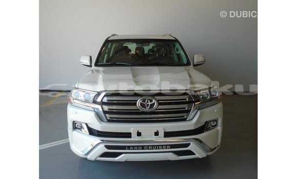 Buy Import Toyota Land Cruiser White Car in Import - Dubai in Abseron Buy Import Toyota Land Cruiser White Car in Import - Dubai in Abseron