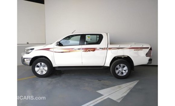 Buy Import Toyota Hilux White Car in Import - Dubai in Abseron Buy Import Toyota Hilux White Car in Import - Dubai in Abseron