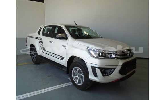 Buy Import Toyota Hilux White Car in Import - Dubai in Abseron Buy Import Toyota Hilux White Car in Import - Dubai in Abseron