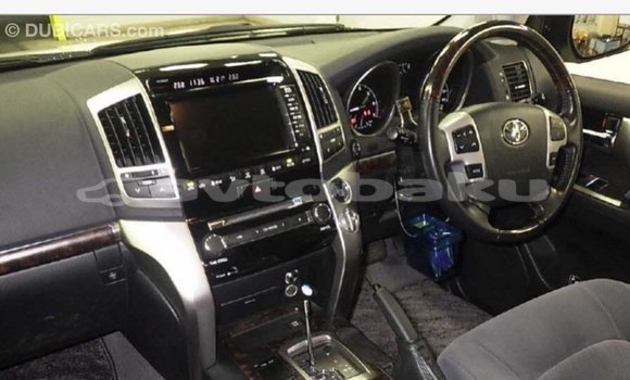 Buy Import Toyota Land Cruiser White Car in Import - Dubai in Abseron Buy Import Toyota Land Cruiser White Car in Import - Dubai in Abseron