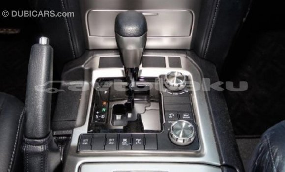 Buy Import Toyota Land Cruiser White Car in Import - Dubai in Abseron Buy Import Toyota Land Cruiser White Car in Import - Dubai in Abseron