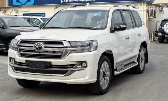Buy Import Toyota Land Cruiser White Car in Import - Dubai in Abseron Buy Import Toyota Land Cruiser White Car in Import - Dubai in Abseron